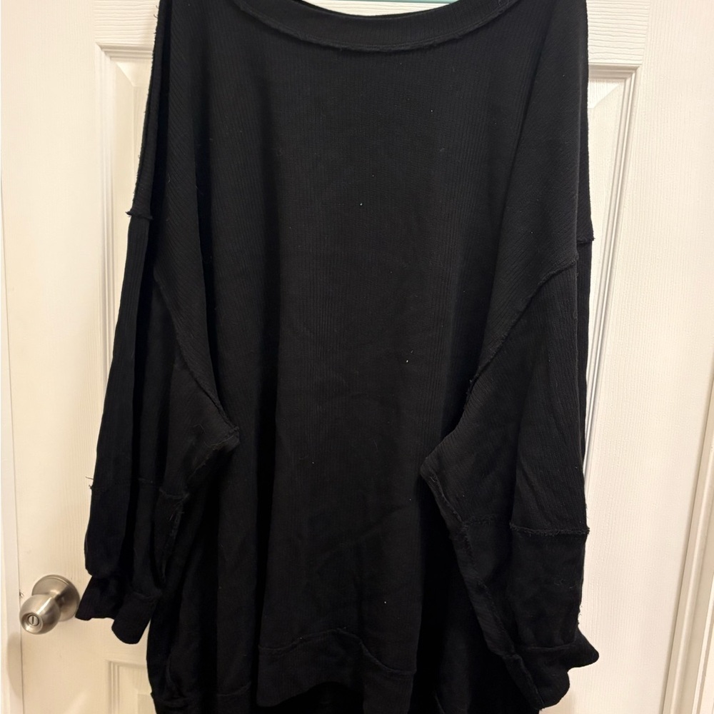 Torrid Black Oversized Top sz. 5(28)